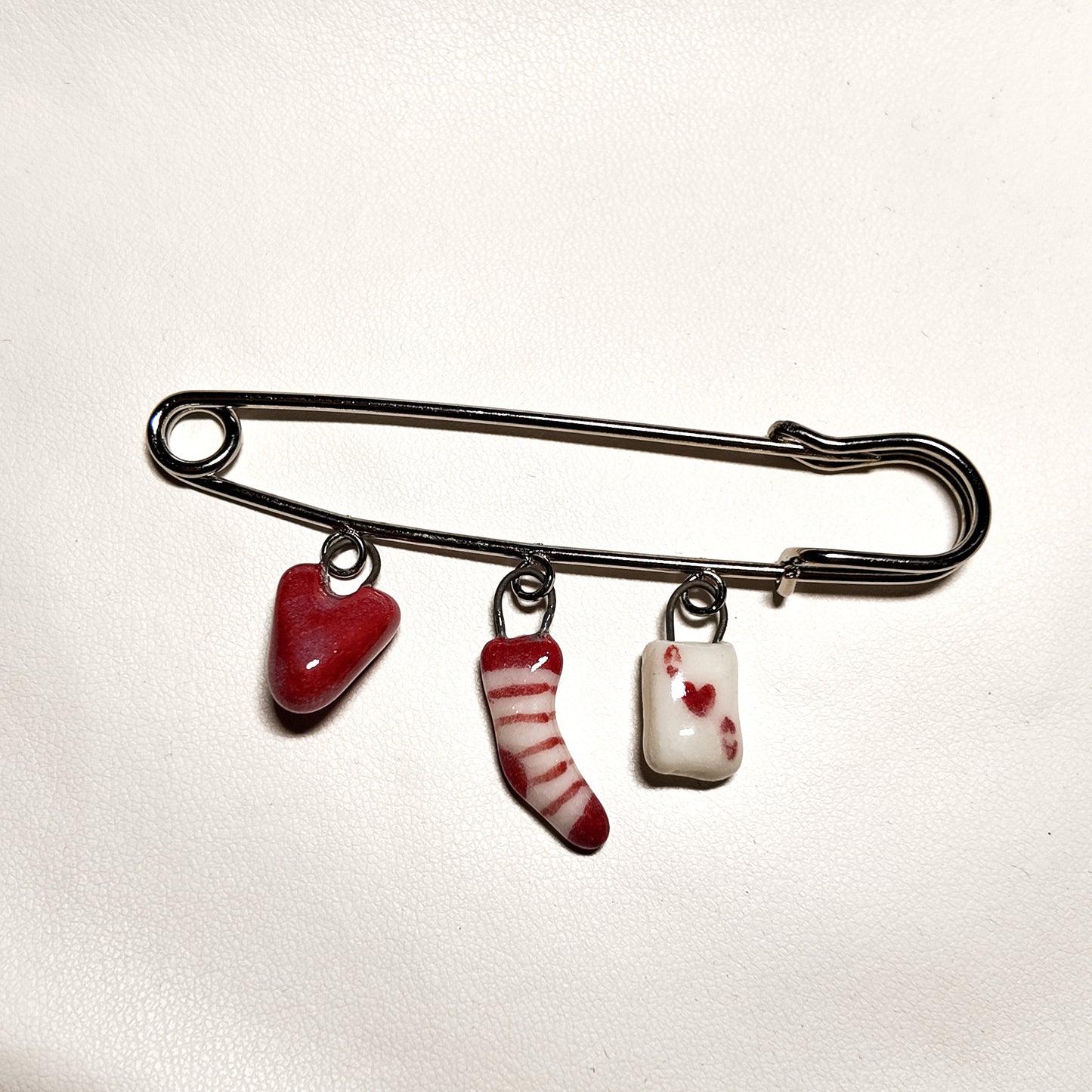 Chutzy Brooch