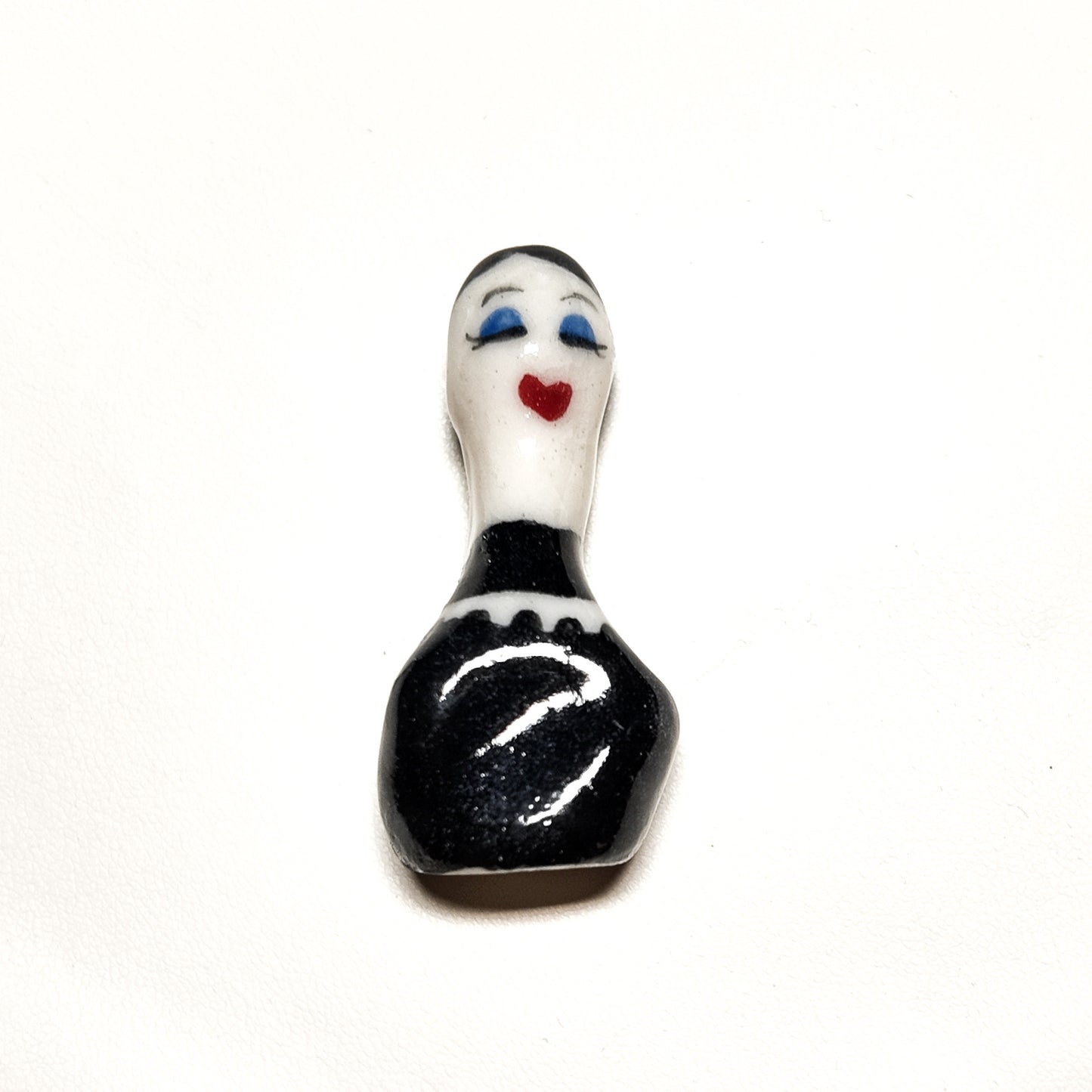 Madame Chutzy ceramic sculpture