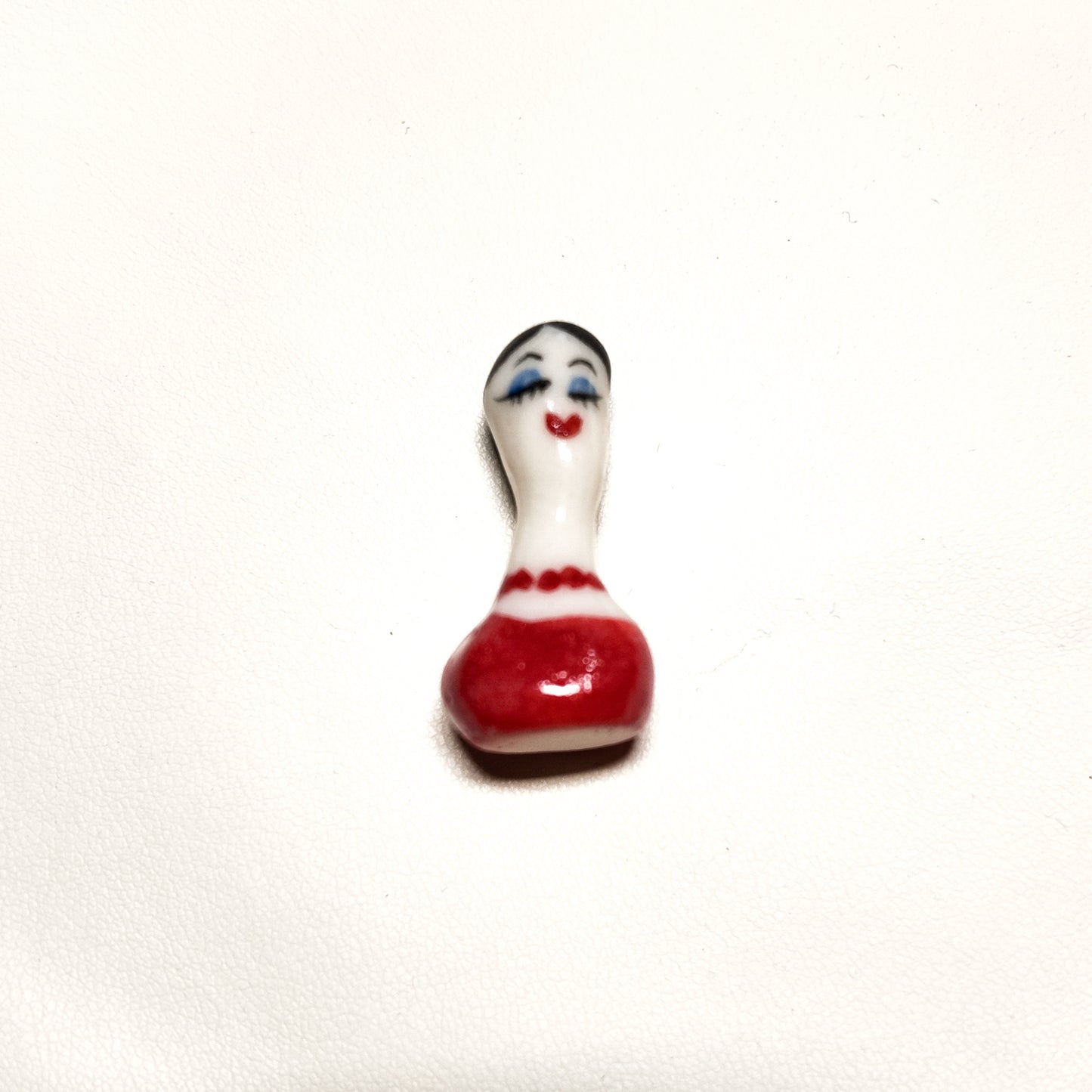 Madame Chutzy ceramic sculpture