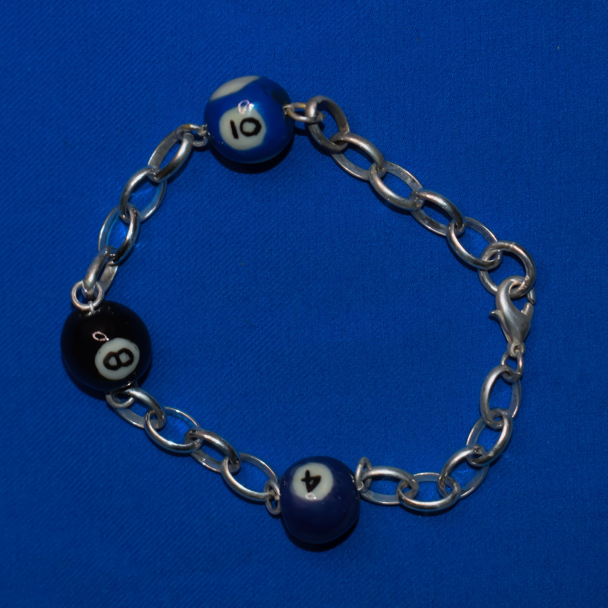 Silly billiard bracelet - Chutzy