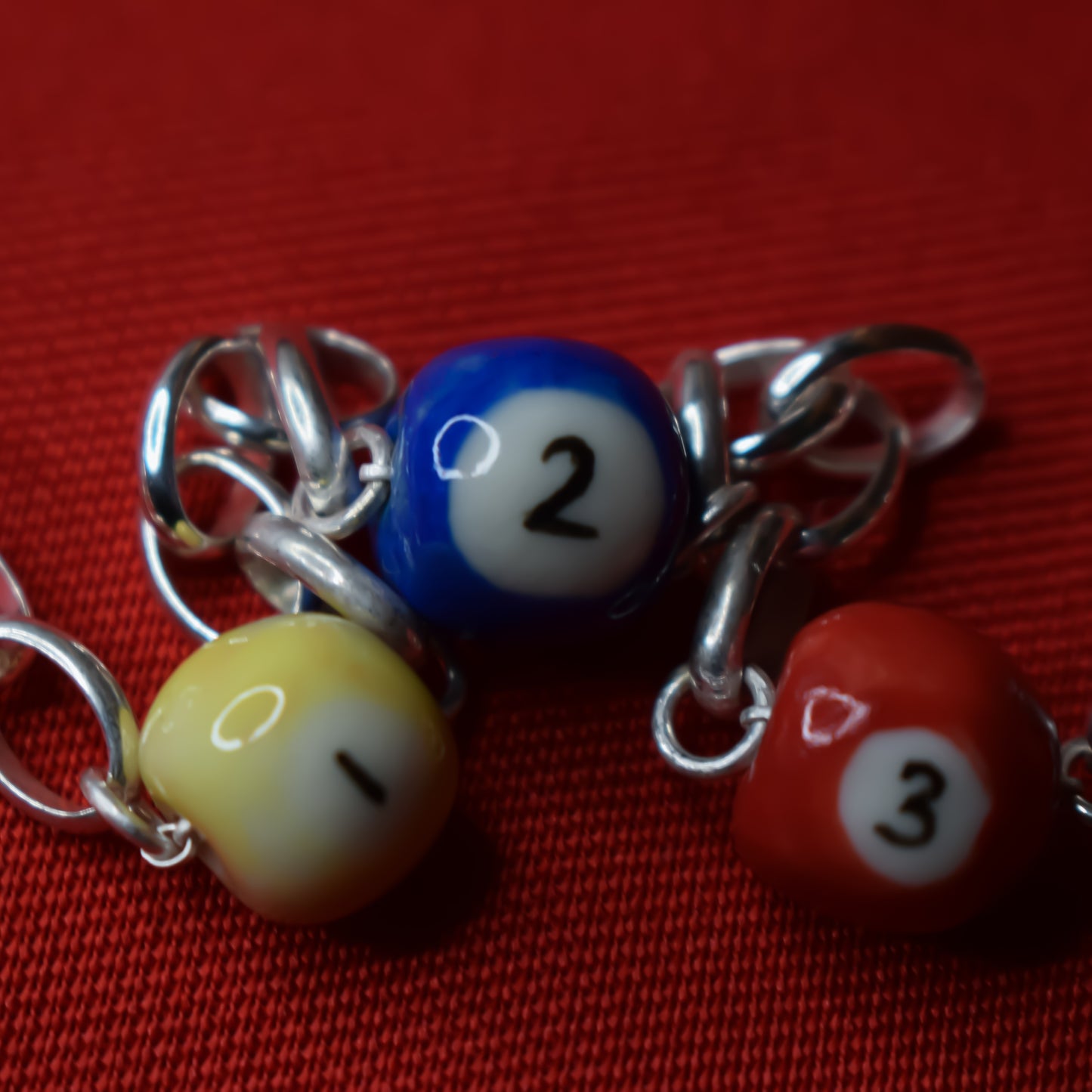 Silly billiard bracelet - Chutzy