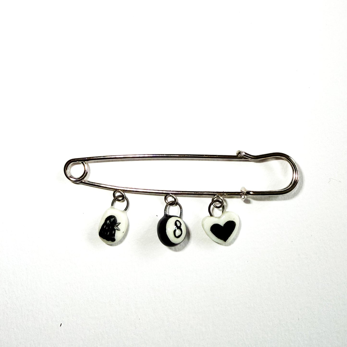 Chutzy Brooch - Chutzy
