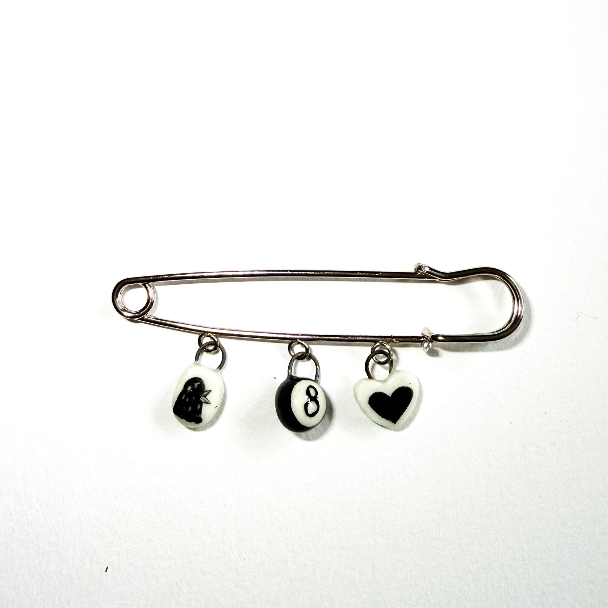 Chutzy Brooch - Chutzy