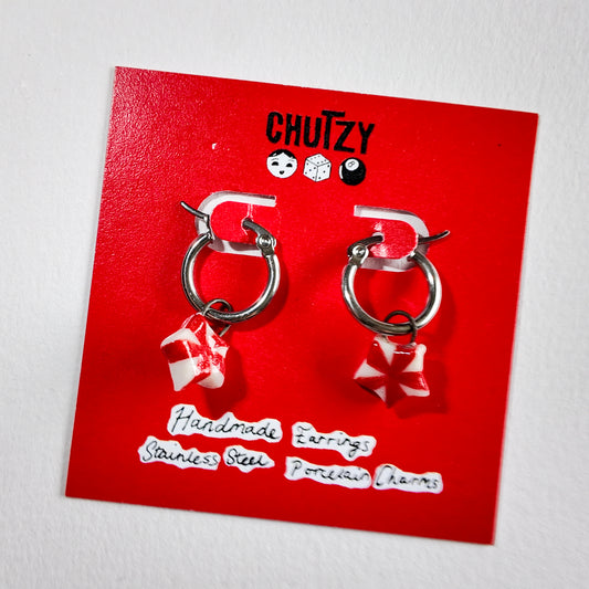 Red star earrings